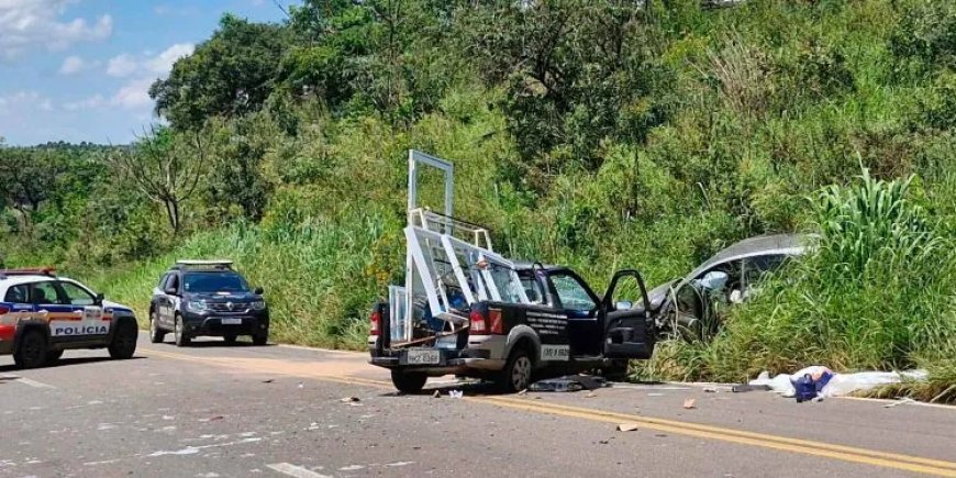 Acidente próximo ao trevo de Conceição da Aparecida deixa condutor ferido e bloqueia o trânsito