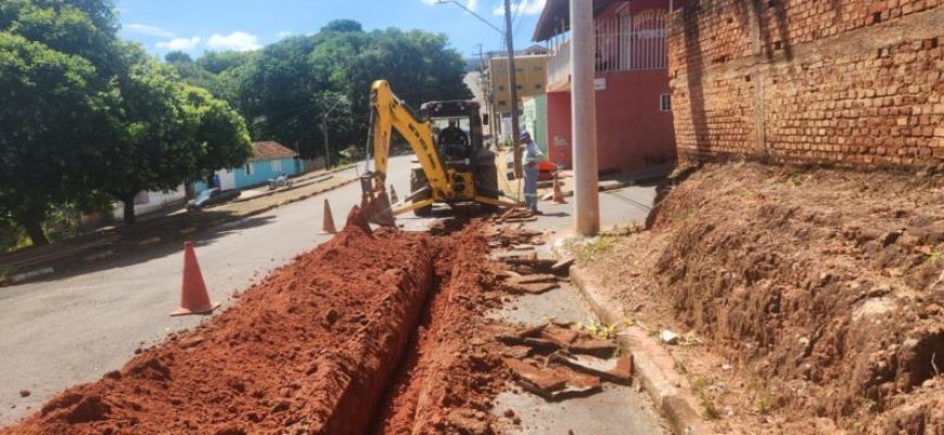 Copasa moderniza rede de distribuição de água em São Pedro da União