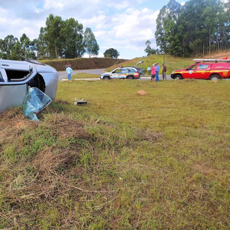 Idoso de 77 anos morre em acidente na MG-146  