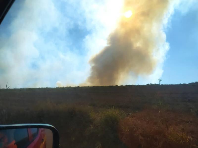 Sequência de grandes incêndios em vegetação mobiliza Bombeiros de Guaxupé