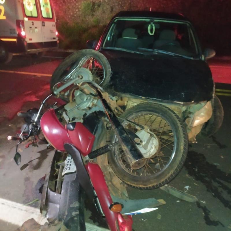 Motociclista fica ferido ao chocar-se com veículo na BR-146 