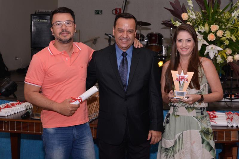 Master Promoções e Pesquisas premia os melhores do ano em Guaxupé