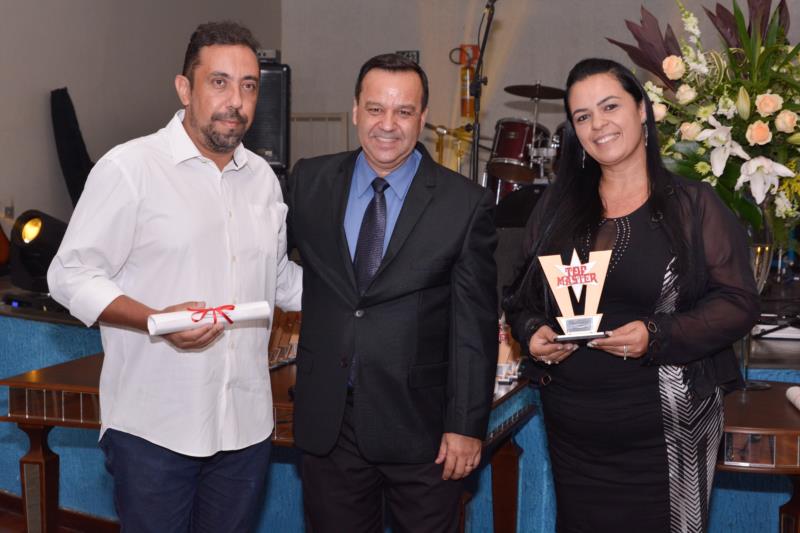 Master Promoções e Pesquisas premia os melhores do ano em Guaxupé