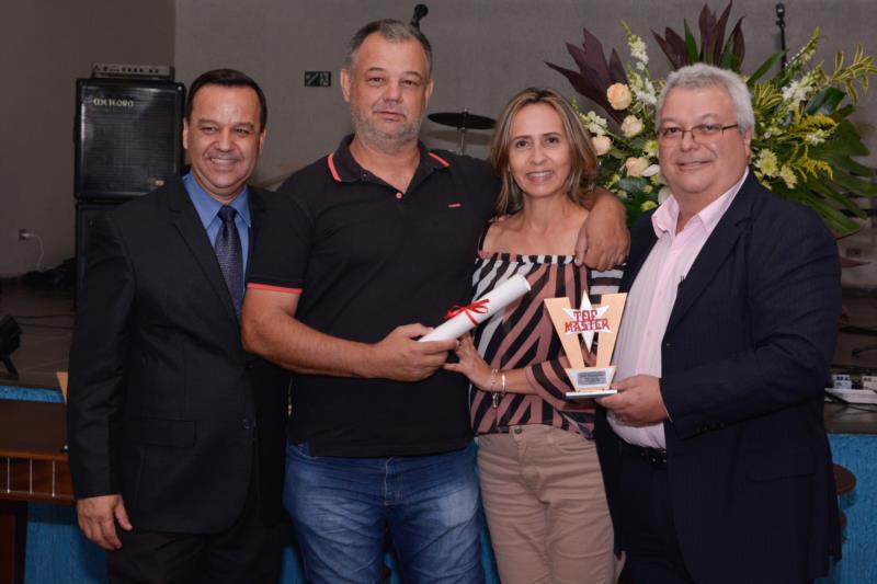 Master Promoções e Pesquisas premia os melhores do ano em Guaxupé