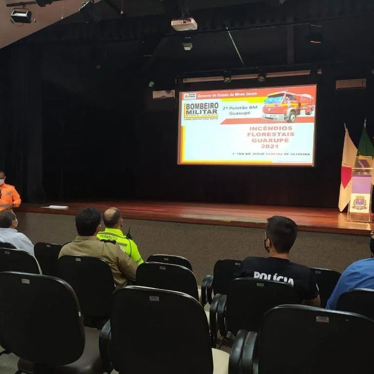 Reunião entre o Corpo de Bombeiros de Guaxupé e o G.G.I.M.  definiu estratégias de atuação no período de estiagem