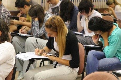 Em Guaxupé, estudantes desempregados ou de baixa renda poderão receber auxílio estudantil