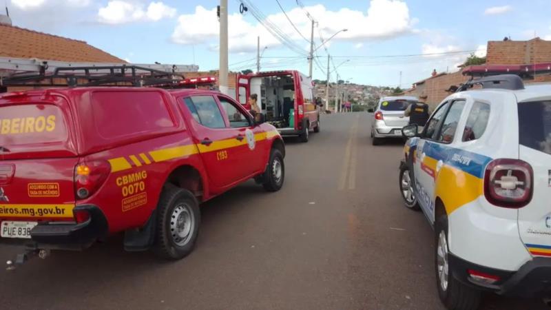 Ciclista fica ferido ao colidir com automóvel no bairro Monte Verde, em Guaxupé