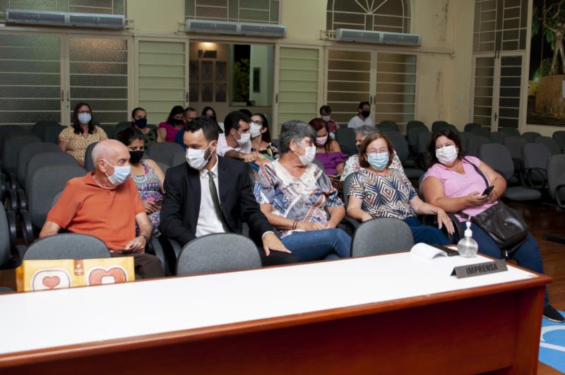 Associação guaxupeana Onda Verde homenageia seus patrocinadores