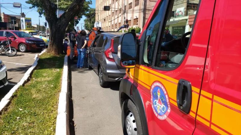 Mais um acidente envolvendo motocicleta deixa condutor ferido em Guaxupé