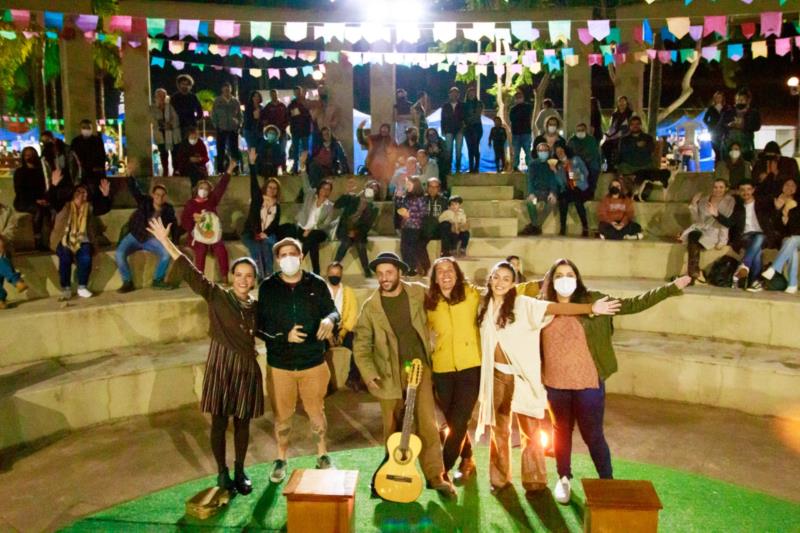 Em Canta Grão, o café é companhia e lembrança de um passado que não passa