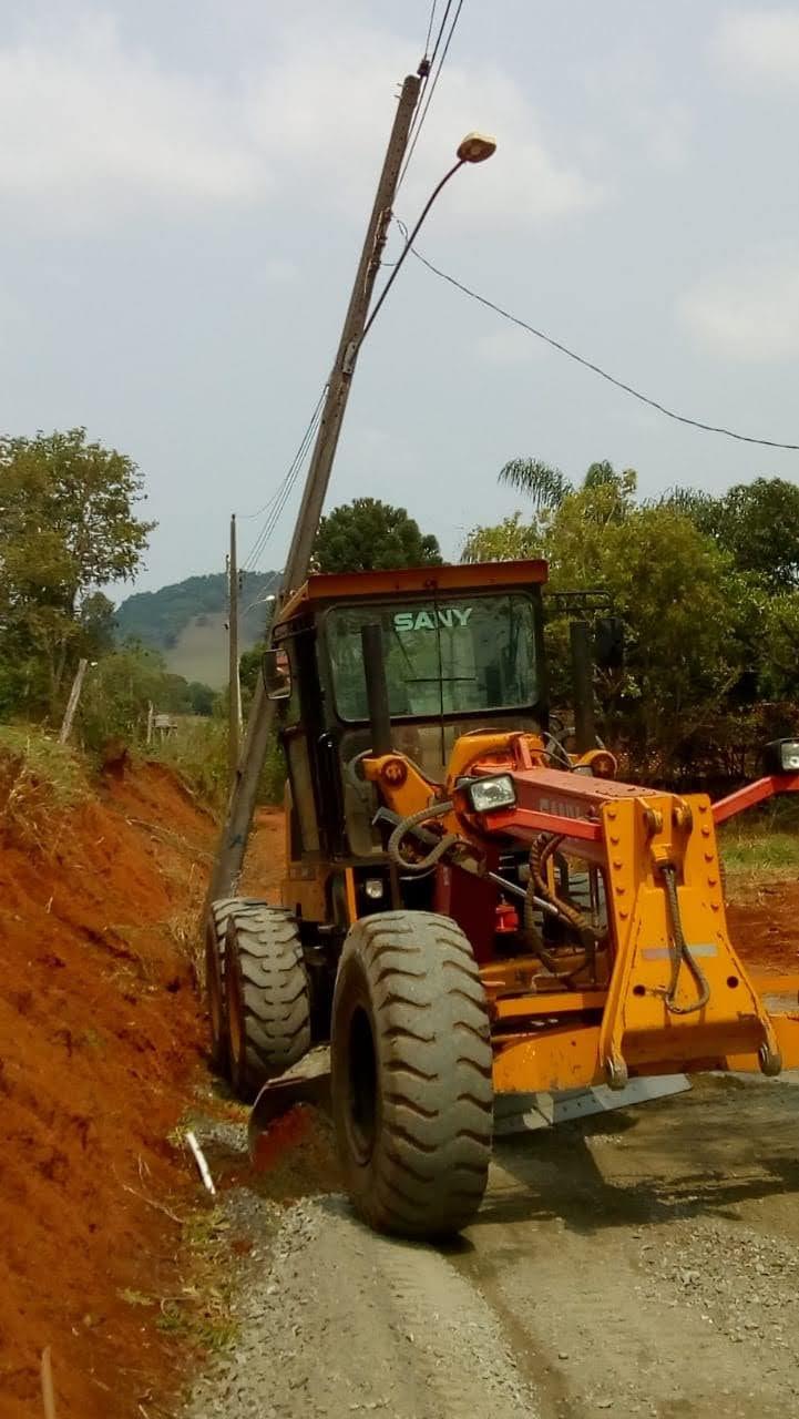 A Cemig alerta: período de preparação do solo e colheita da safra agrícola exige atenção redobrada com a rede elétrica