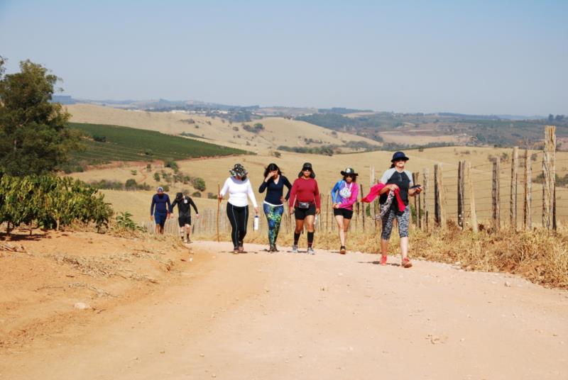 Em Guaxupé, caminhadas e corridas com a equipe Superando Limite melhora a saúde e a autoestima 