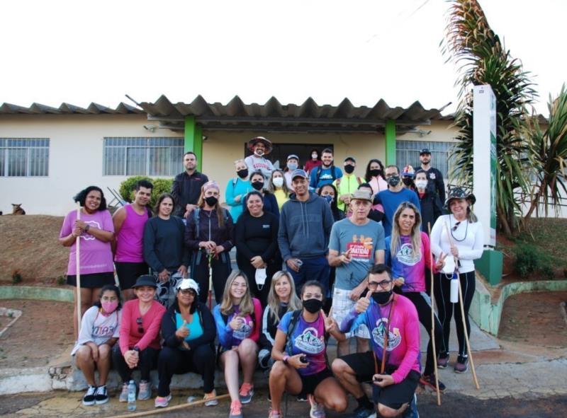 Em Guaxupé, caminhadas e corridas com a equipe Superando Limite melhora a saúde e a autoestima 