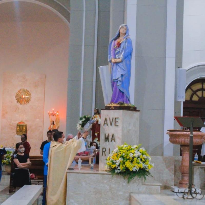 Padre Alexandre, novo Cura da Catedral de Guaxupé, tomou posse nesta quarta-feira 