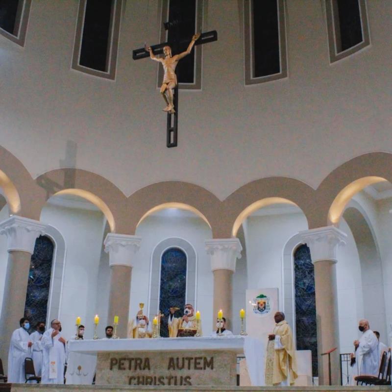 Padre Alexandre, novo Cura da Catedral de Guaxupé, tomou posse nesta quarta-feira 