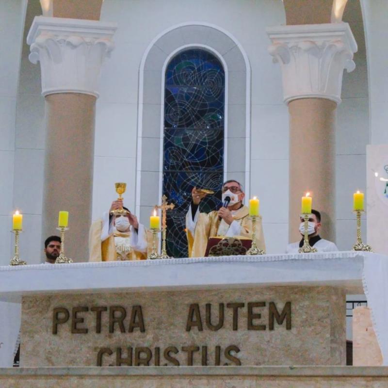 Padre Alexandre, novo Cura da Catedral de Guaxupé, tomou posse nesta quarta-feira 