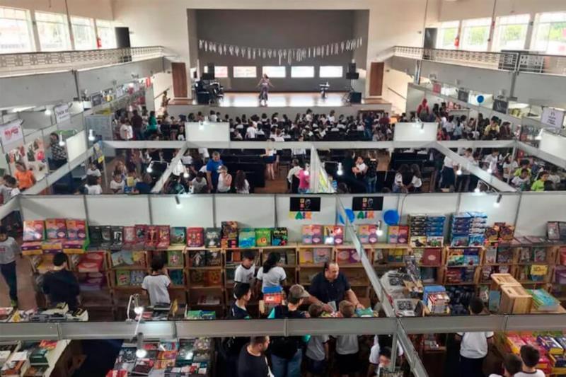 FLIG MINAS começa com a presença de Ignácio de Loyola Brandão na abertura oficial