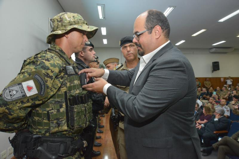 Policiais militares de Minas começam a utilizar câmeras nas fardas