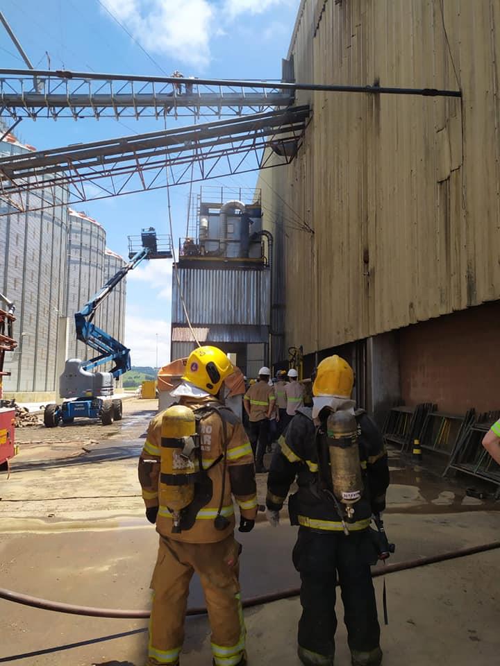 Fagulhas causam incêndio no Complexo Industrial Japy da Cooxupé