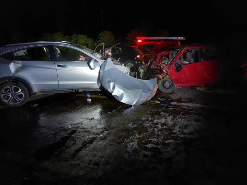 Acidente gravíssimo na BR-146, próximo a Muzambinho, deixa três mortos e dois feridos 