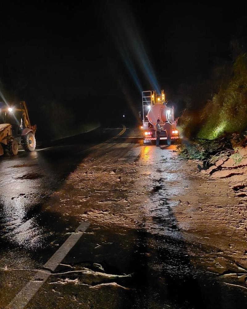 Grande volume de chuva causa transtornos em Guaxupé e região 