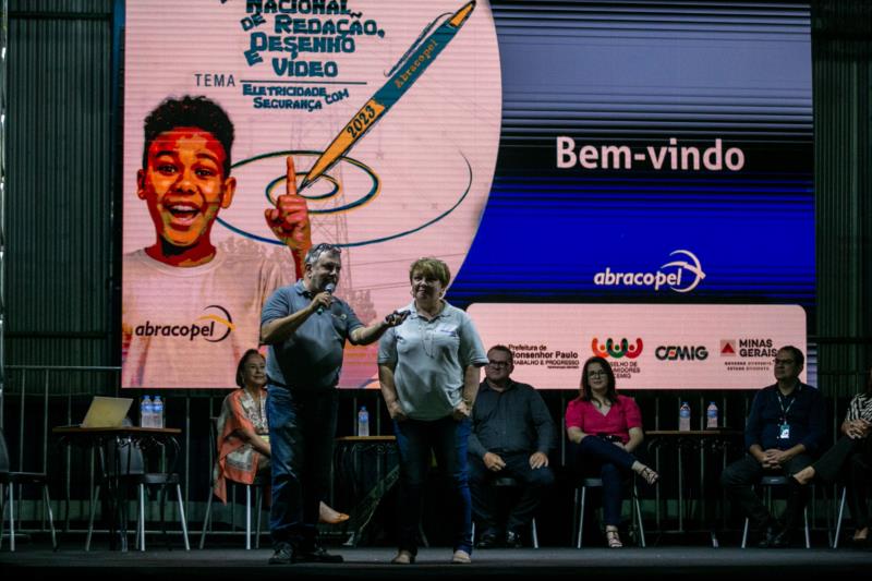 Concurso sobre prevenção de acidentes com energia elétrica vai premiar professores e alunos de escolas públicas e particulares de Minas Gerais e de todo o Brasil