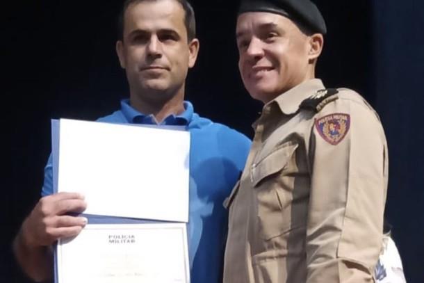 Prefeito de Juruaia recebe homenagem da Polícia Militar de Minas Gerais