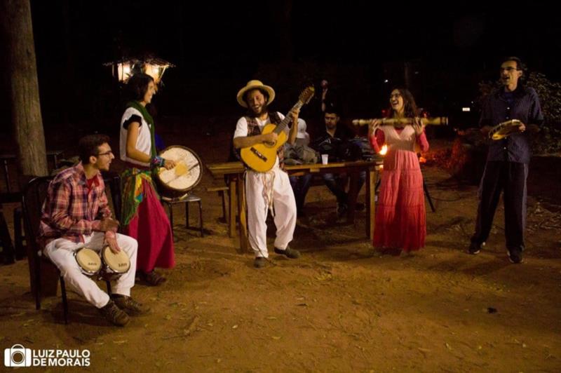 Fazenda de Guaxupé festeja colheita e comemora o Dia do Café