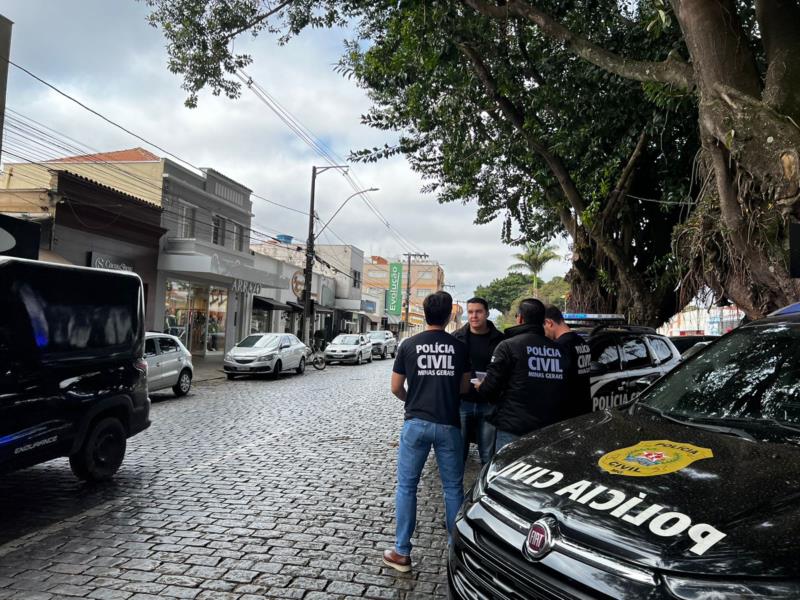 Polícia Civil realiza campanha educativa de trânsito em apoio ao Maio Amarelo 