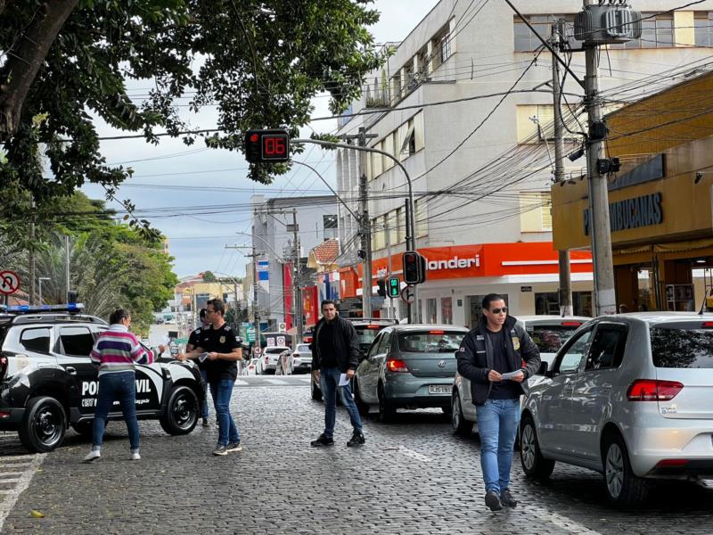 Polícia Civil realiza campanha educativa de trânsito em apoio ao Maio Amarelo 