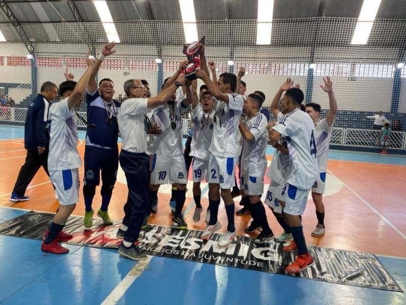 Guaxupé conquista mais um título inédito no futsal