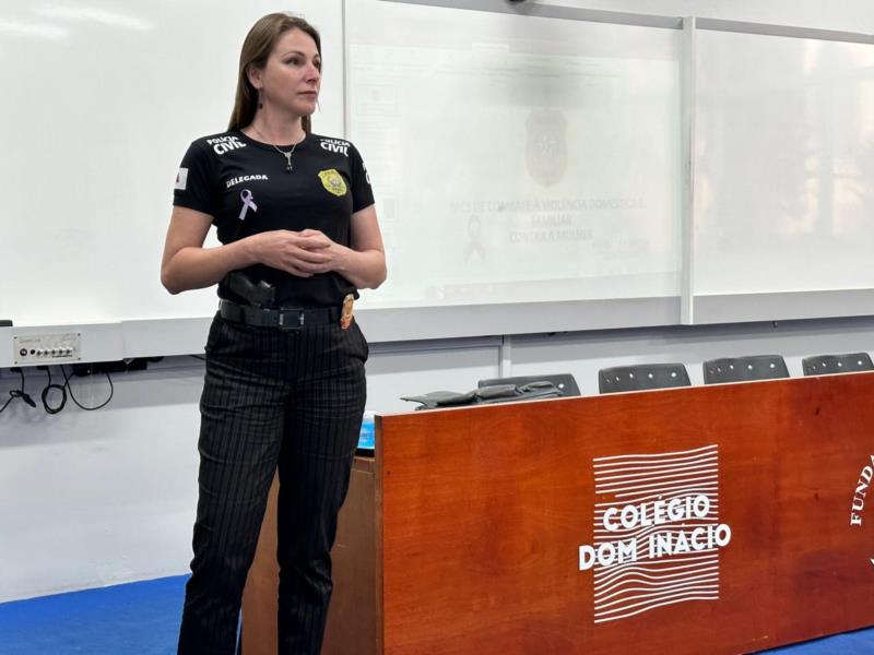 Palestra de conscientização sobre bullyng e outros temas foi abordada com alunos do ensino médio de Guaxupé 