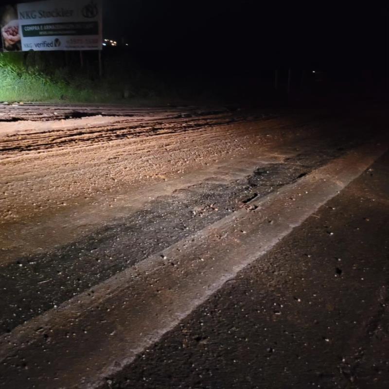 Forte chuva causa estragos na região 