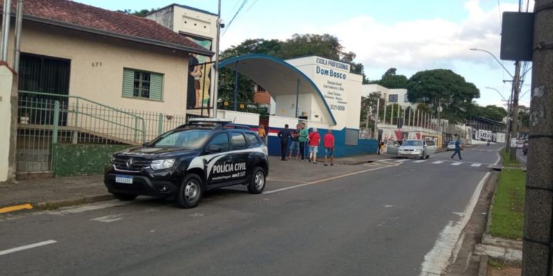 Em ataque a escola em Poços de Caldas, um dos estudantes morre e autor é apreendido pela PM