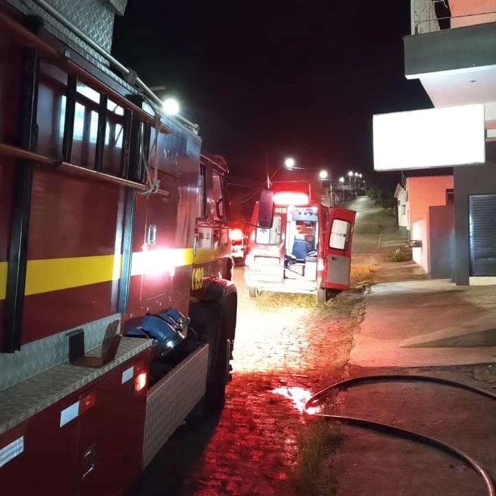 Incêndio atinge residência em Guaxupé 