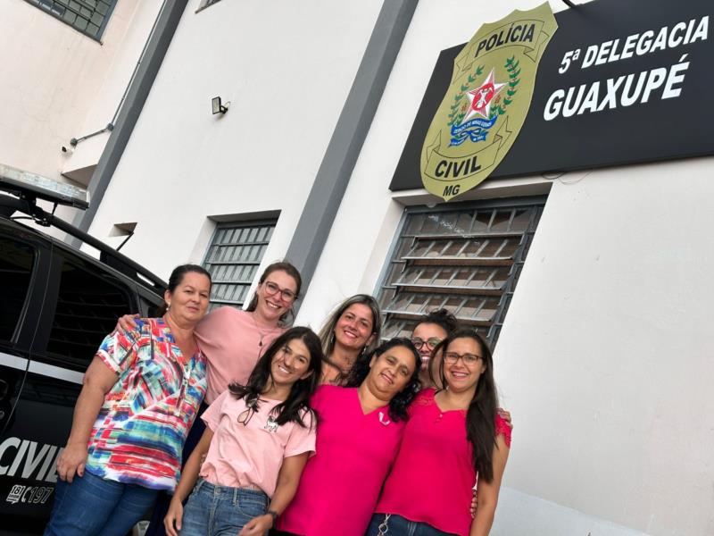 Polícia Civil participa de ações referentes ao Outubro Rosa em Guaxupé 