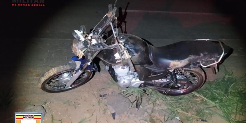 Jovem inabilitado fica gravemente ferido ao cair de moto na MG-184, entre Conceição da Aparecida e Alterosa