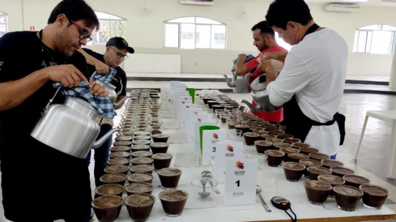 Emater-MG divulga os finalistas do 20º Concurso de Qualidade dos Cafés de Minas Gerais