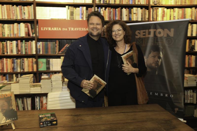 Ator Passense Selton Mello reúne time de estrelas em lançamento de autobiografia