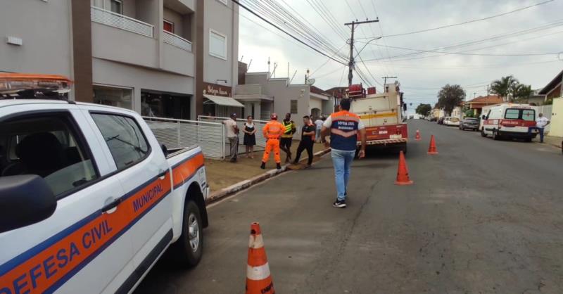 Vazamento de gás de cozinha em prédio mobiliza o Corpo de Bombeiros e Defesa Civil em Muzambinho 