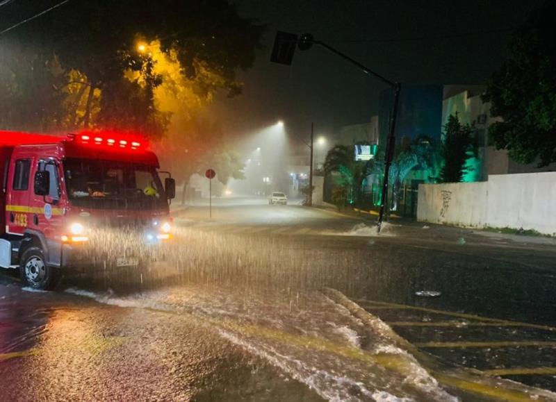 Defesa Civil e Corpo de Bombeiros de Minas Gerais alertam para chuvas fortes nos próximos dias