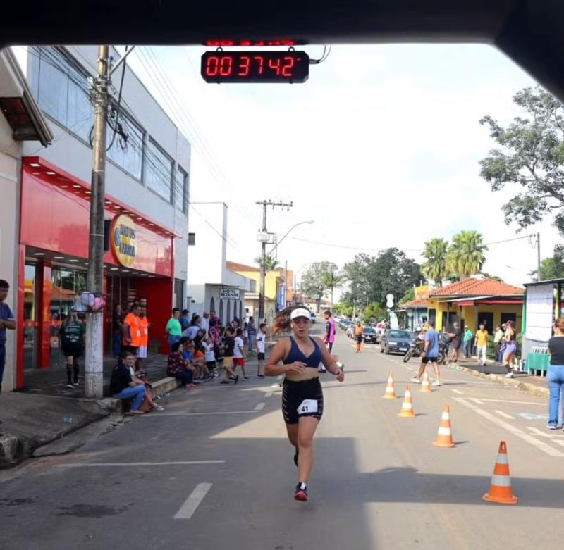 Adolescente de 16 anos, representante do atletismo de Passos, morre em acidente na MG-050