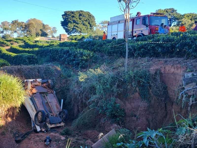 Jovem de 21 anos morre em acidente na BR-265, entre Paraíso e Jacuí