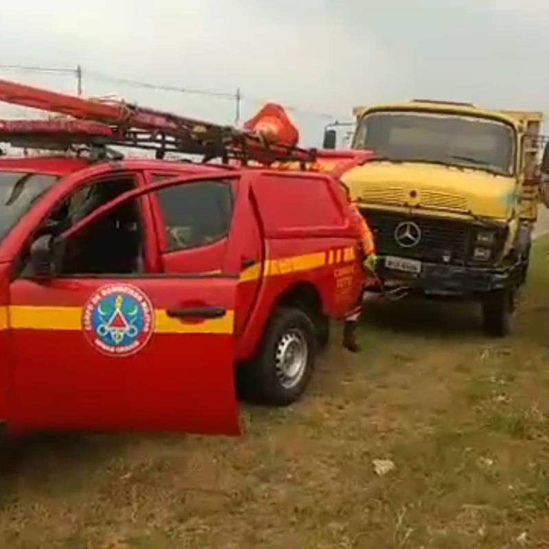 Em Guaxupé, acidente na BR-146 deixa uma pessoa ferida