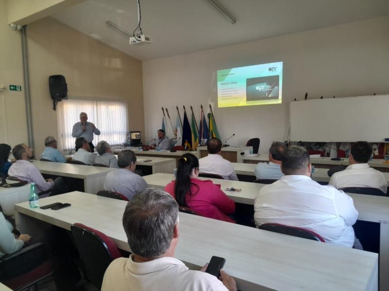 Seinfra e EPR Vias do Café se reúnem com autoridades em Varginha e Guaxupé 