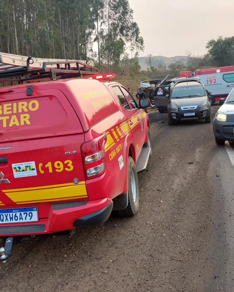 Homem de 32 anos fica ferido em acidente na BR-146, próximo a São Pedro da União 