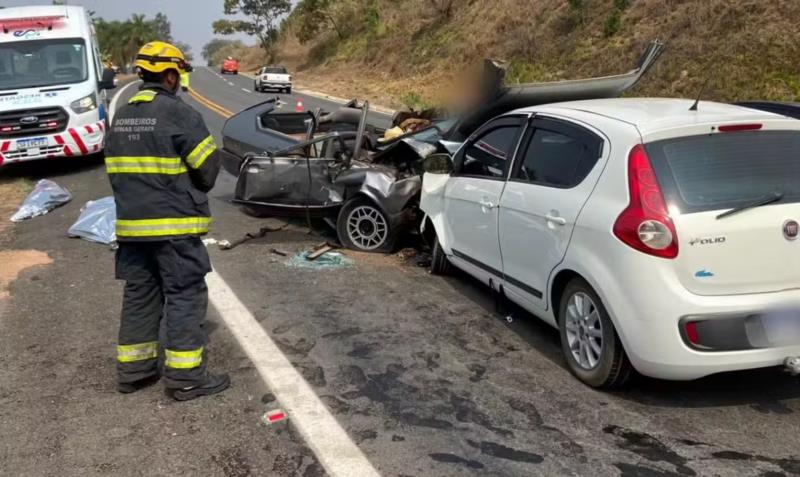 Gravíssimo acidente em Moçambo deixa três guaxupeanos mortos e dois feridos 