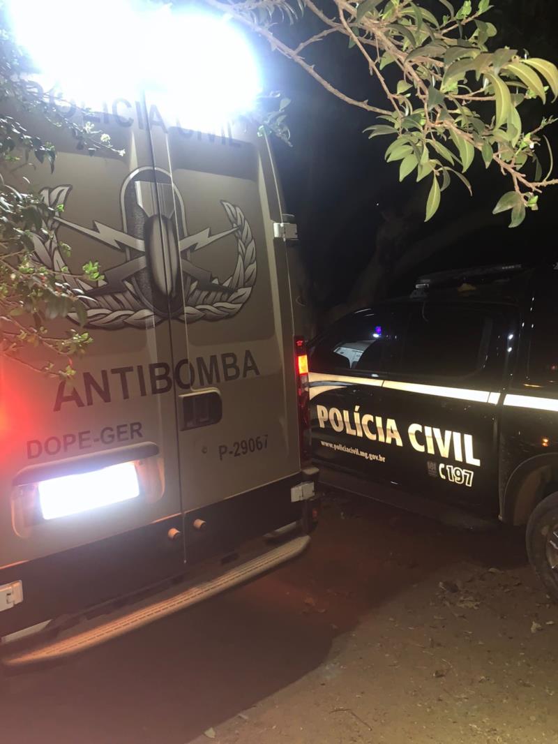 Policiais Civis de Minas e São Paulo apreendem veículos blindados e carregados de explosivos 