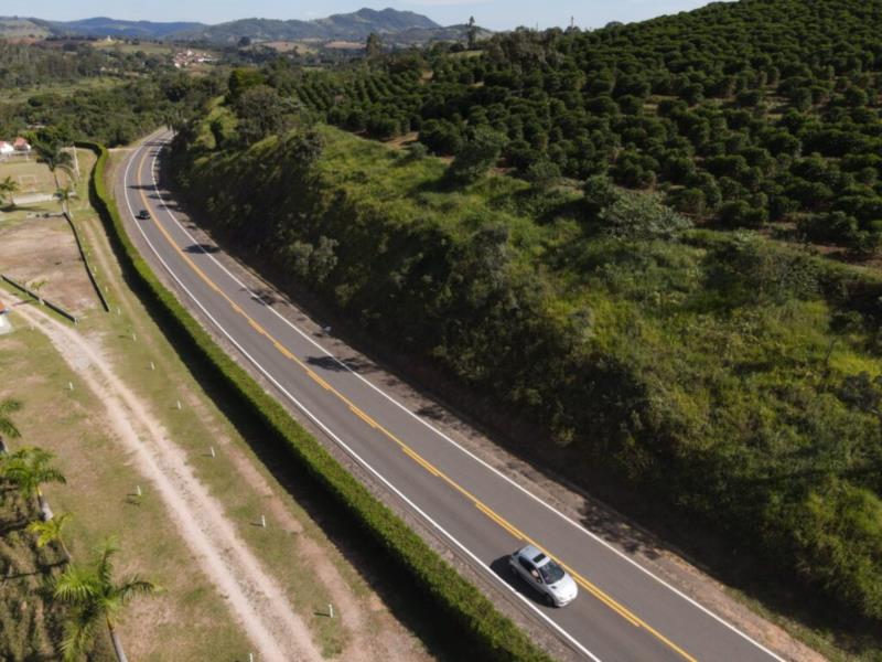 Obras em mais de 460 quilômetros de rodovias concessionadas são concluídas no Sul de Minas e pedágio sofre reajuste