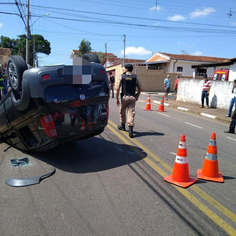 Acidente em Guaxupé mobiliza Bombeiros